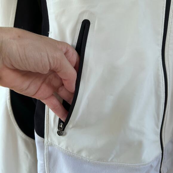 Lululemon Women's Draft Dodger Jacket Ivory/Black Size 12 - Picture 4 of 10